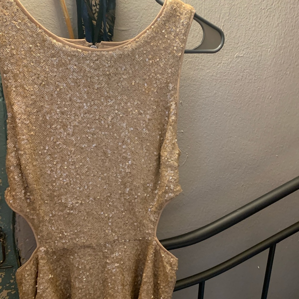 Forever 21 Gold Sequin Cut Out Sheath Blouse